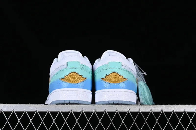 All categories Air Jordan Jordan series basketball shoes Air Jordan 1 Low Z version Air Jordan 1 Low "Emerald Rise" AJ1 Joe 1 white and blue FN8899-131